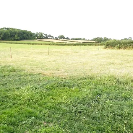 Foxholes Bed & Breakfast *